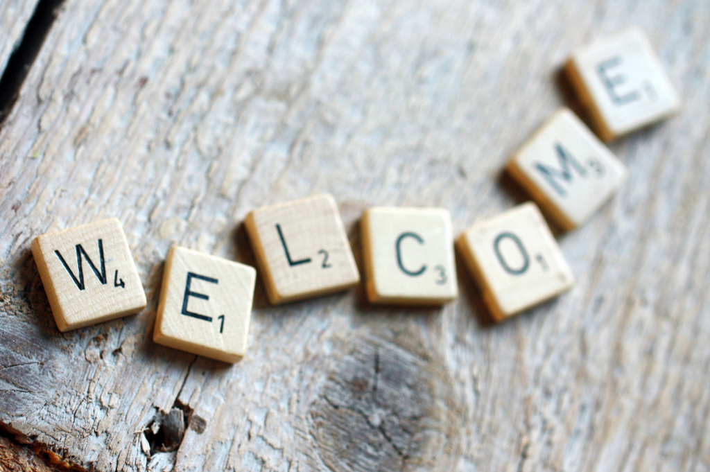 Welcome party. Welcome events. Женщина welcome. Welcome events. Welcome events.